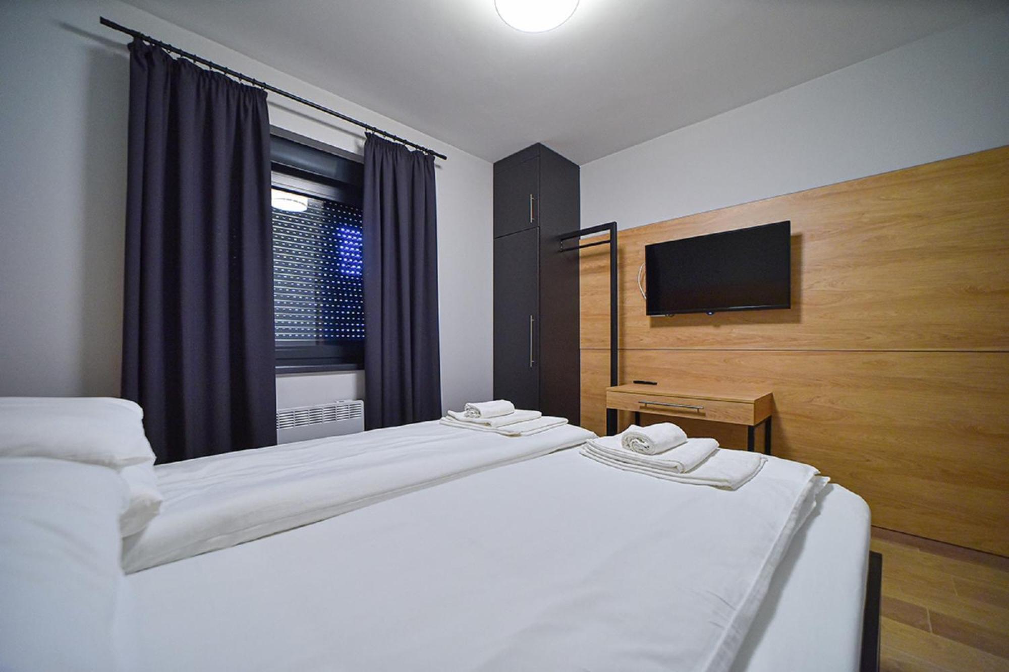 Beli Bor Zlatibor Aparthotel Bagian luar foto